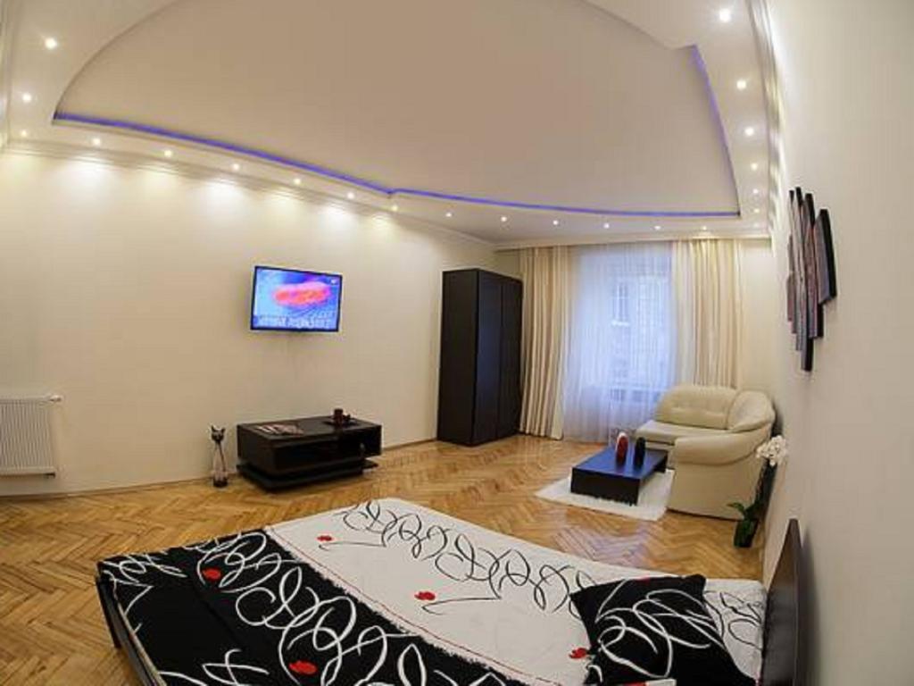 1 Minute To Rynok Square Apartment Lviv Ruang foto