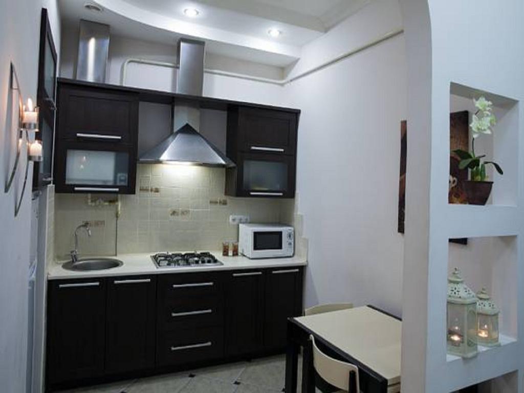 1 Minute To Rynok Square Apartment Lviv Ruang foto